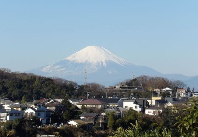 北鎌倉富士見道（北鎌倉駅ホームから至近）