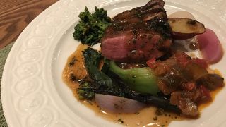 ビストロスクワール