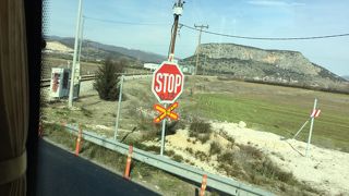 単線の鉄道が走っていました