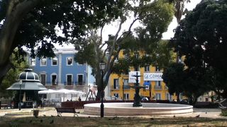 ソフィテル・ホテルの近くにある