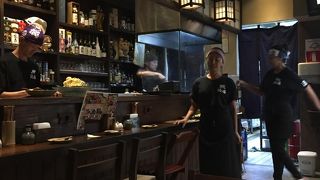 ブラジル：サンパウロで今一番、話題の日本式居酒屋：「おもいで酒場」（焼き鳥屋より少し先／サンパウロ）