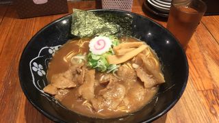 醤油豚骨ラーメン！