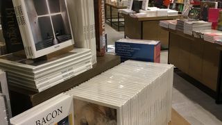 センスの良い本屋さん