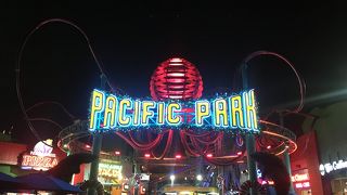 サンタモニカの桟橋上にあるパーク