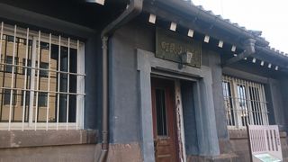 金沢の古い町並みを感じさせる建物