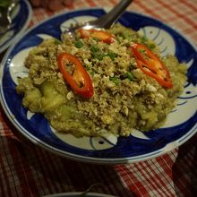 茄子とひき肉の炒め物。