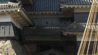 ここで靴を脱いだ後は大天守に向かうことになります。