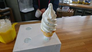 万年雪のソフトクリーム