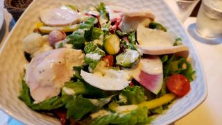 ヘルシーな料理値段からするともう一工夫必要