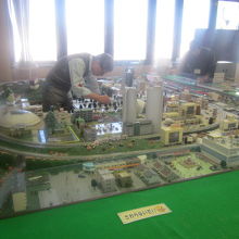 こんな巨大なジオラマも！（絶賛整備中でした。）