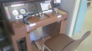 地下鉄の運転体験が楽しめる市営交通資料センター