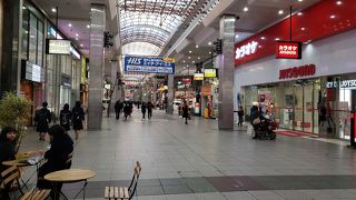 松山の目抜き通り