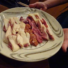 秋田比内地鶏,や名古屋コーチンです。