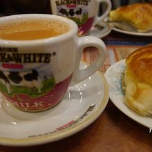 香港式ミルクティーとパイナップルパン