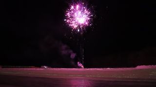 湖の氷に映る花火がきれい By ムーミン3 阿寒湖氷上フェスティバルのクチコミ フォートラベル 湖の氷に映る花火がきれい By ムーミン3 阿寒湖氷上フェスティバルのクチコミ フォートラベル