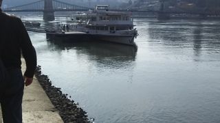 優雅にドナウ川をクルージング！！
