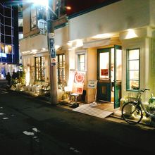 店の外観です