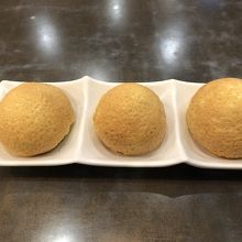 看板メニューのメロンパンのよう