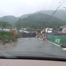 あいにくの雨