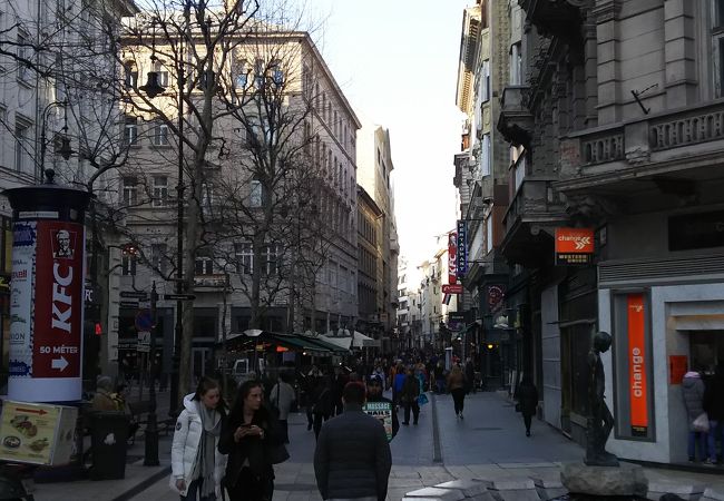 メインストリートです