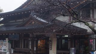 広い境内と見どころが多い