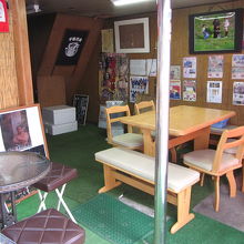 イートインコーナーも併設してます