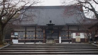 紫宸殿を移築したもの