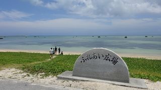 遊泳向きではなく眺めるビーチ