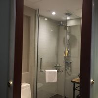 もう少しプライバシーがある作りだと嬉しいかも