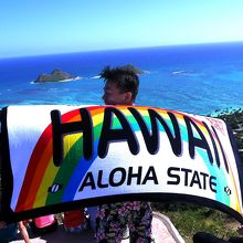 このＨＡＷＡＩＩタオルはＡＢＣストアで売っています。