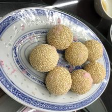 ごま団子、これも美味