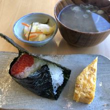 クセになるおにぎり。