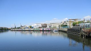 ブエノスアイレスの最初の港があったと言われているカミニート近くのボカ港です。