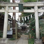 蔵の街にある神社