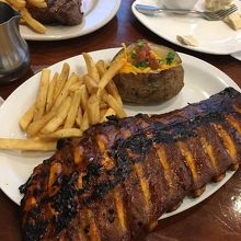 ベビーバックリブ