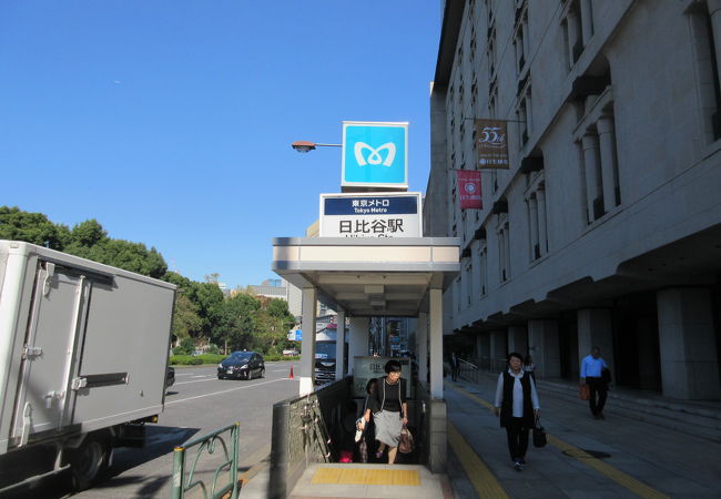 皇居に近い、JR有楽町駅とつなぎがいい