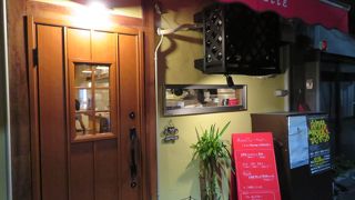 エキニシの落ち着いたビストロ