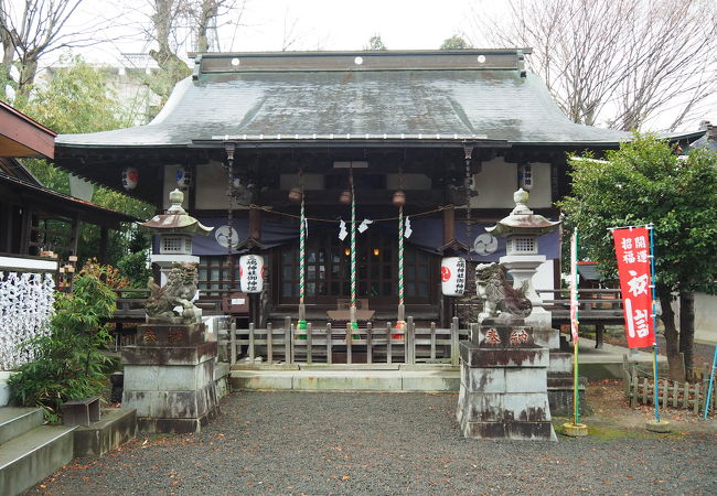 大月駅近くの神社
