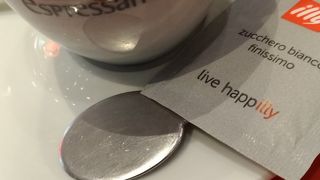 分煙が扉がないので煙い