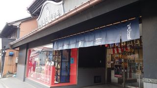 川越祭りの山車を見学できます