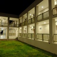 中庭に面した部分のホテル外観。