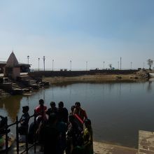 パーヴァガドゥ山の山頂の池