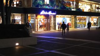 サザンテラスの代々木側