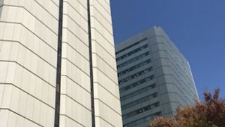 青山のツインビル