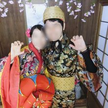 琉球民族衣装で