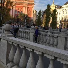 三本の仕組みが良くわからなかった橋です。