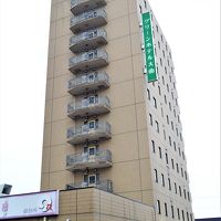 外観　手前が食事処