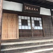 清凉寺の境内塔頭