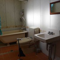 お風呂、トイレ、洗面です