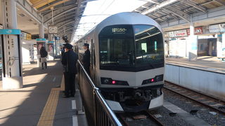 混雑する岡山発は追加520円で快適な指定席がおすすめ。